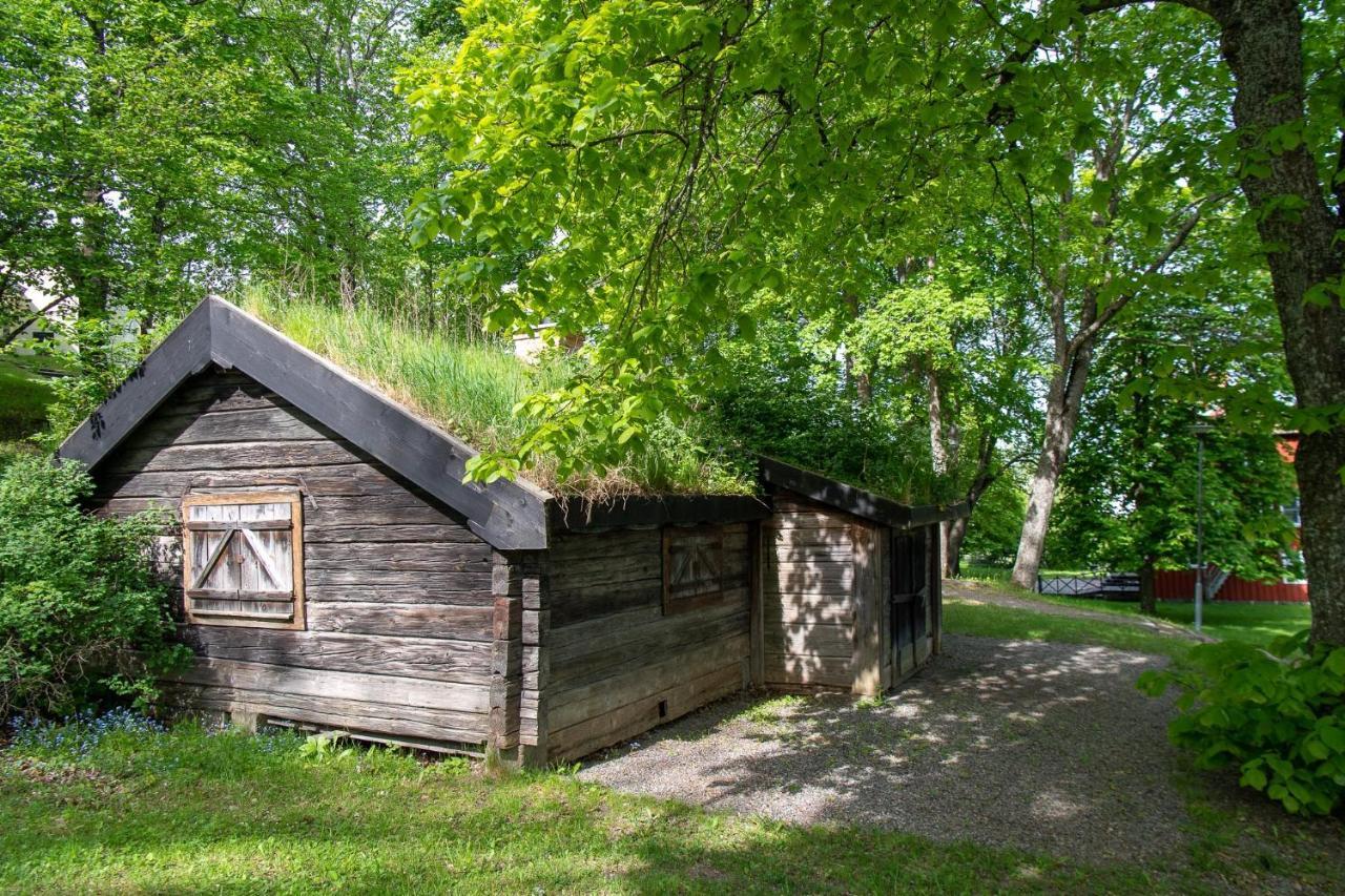 Mangelgardens B&B Сёдерчёпинг Экстерьер фото